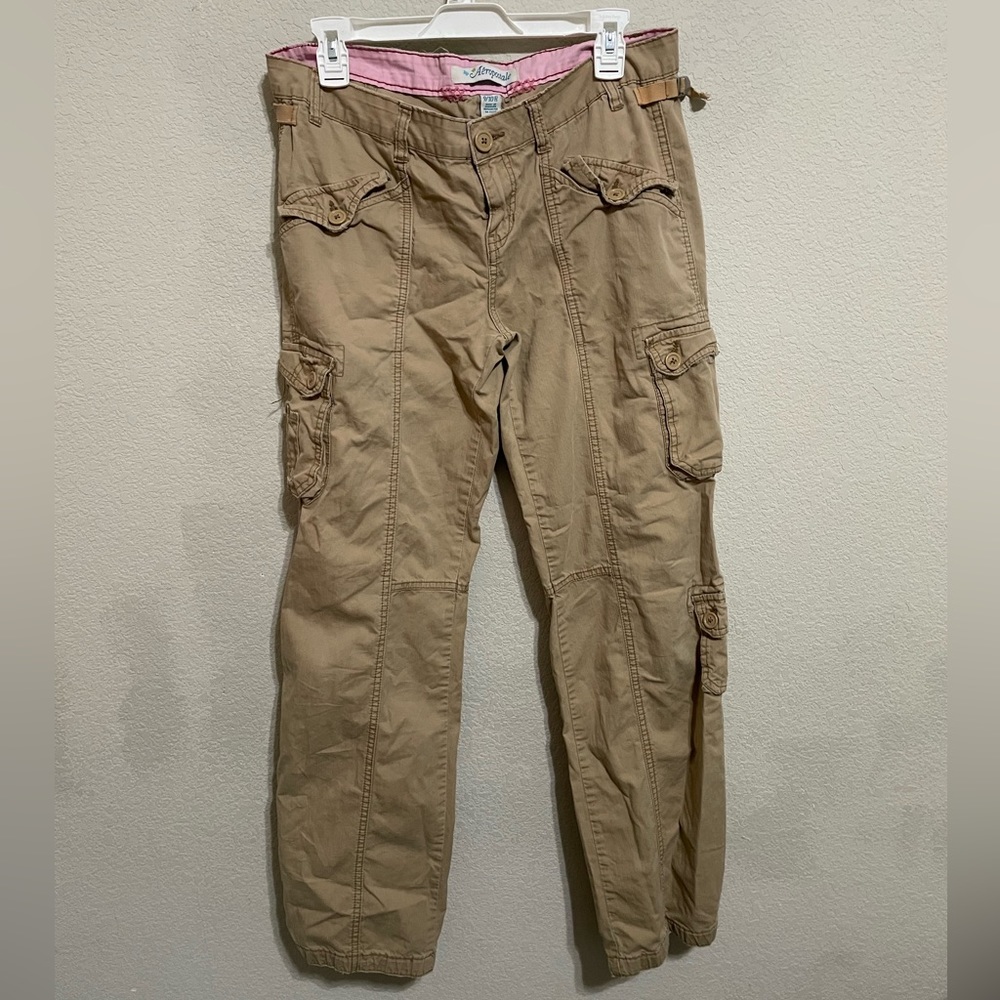 khaki pants 🤎🤎